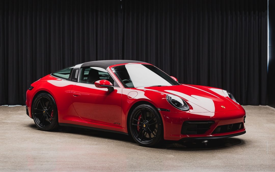 Porsche 911 Targa 4 GTS: Showroom